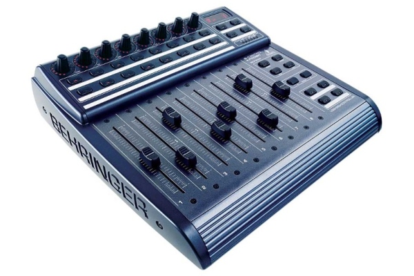Behringer BCF2000 Behringer BCF2000