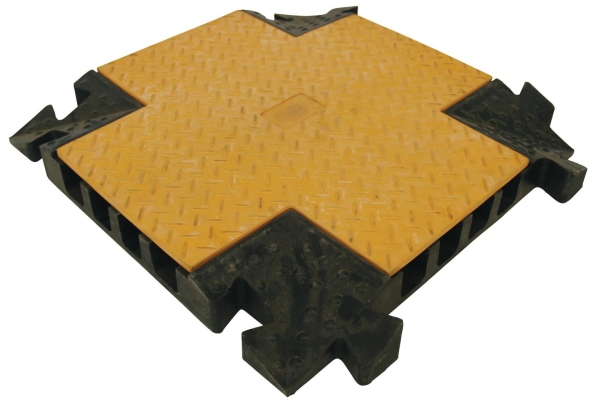 Eurolite Cablebridge cross 550x550 4 channels Eurolite Cablebridge cross 550x550 4 channels
