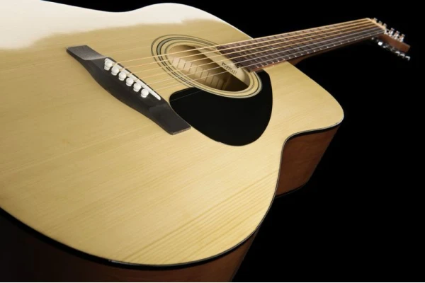 Yamaha F-310 II NT