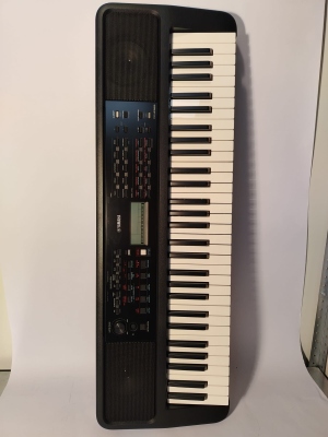 Yamaha PSR-E383