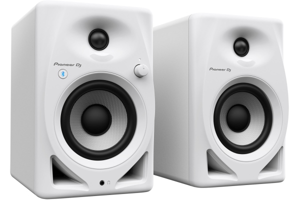 DM-40D-BT White