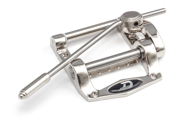 Duesenberg Diamond Deluxe Tremola / Scurt Duesenberg Diamond Deluxe Tremola / Scurt