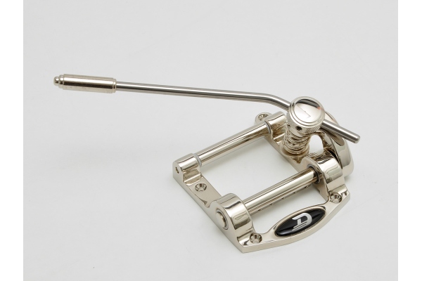 Duesenberg Radiator Tremola / Scurt Duesenberg Radiator Tremola / Scurt